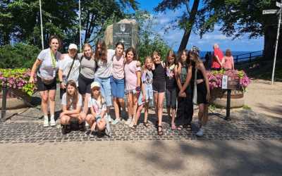 Obóz młodzieżowy, Jastrzębia Góra - obóz książkowy z Marysią Krasowską OW Diuna, 10 dni 11-17 lat